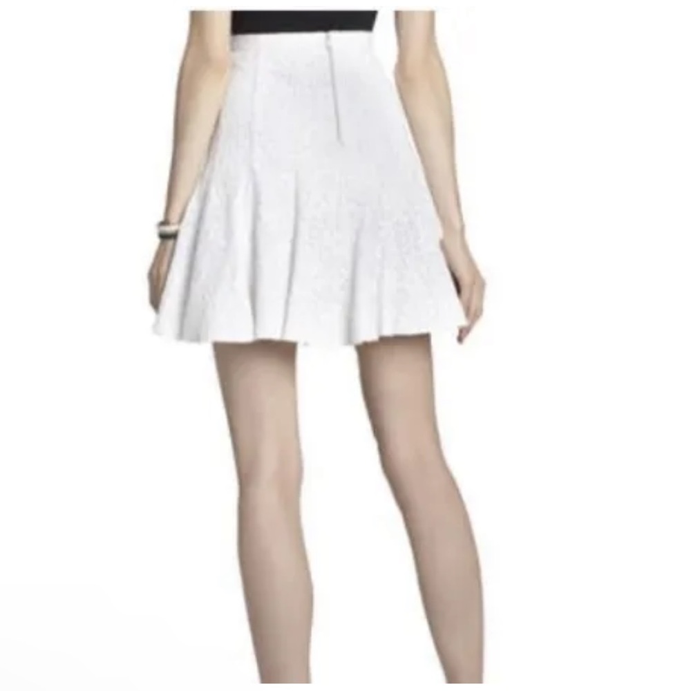 BCBGMazAzria White Cotton Quinnie Lace Skirt Sz 8